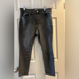 Universal Thread | Gray Jeans (14/32s)